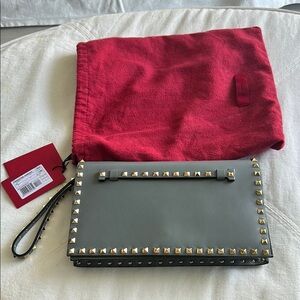 Valentino Garavani Rockstud Bag Clutch Grey w dustbag NWT Full Set
